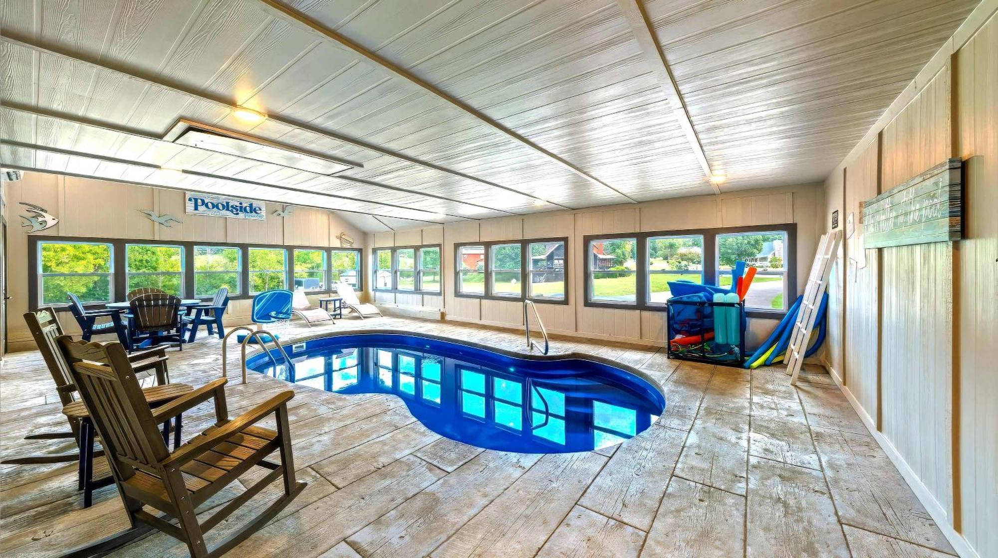 Poolside At Autumn Woods - Pool, Theater, Fireplace, Firepit, Arcade Sevierville Exteriér fotografie